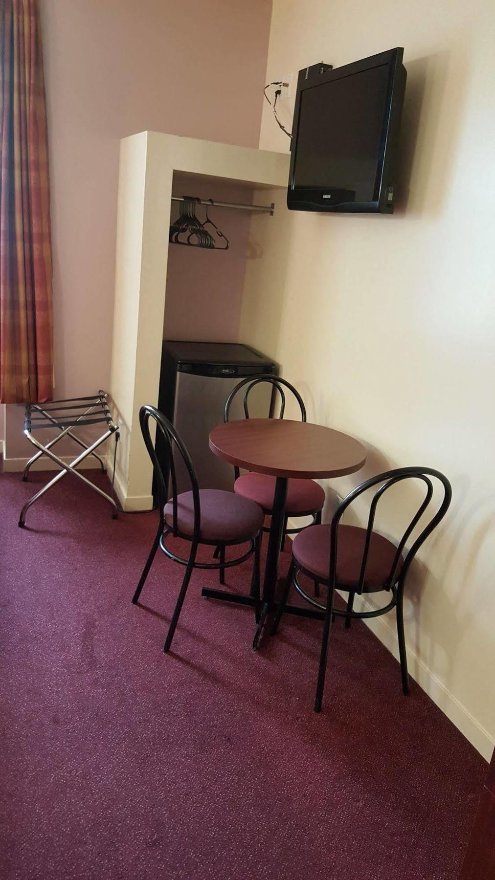 Econo Hotel Montréal